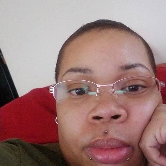 Meet your Posher, Chateama - Picture 1 of 1